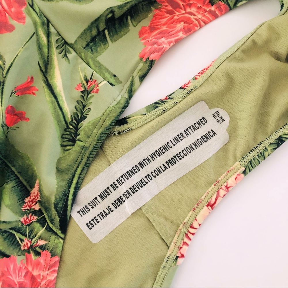 Agua Bendita x Target Peony Print Long Sleeve Medium Coverage Swimsuit, 3X NWT - Picture 9 of 9